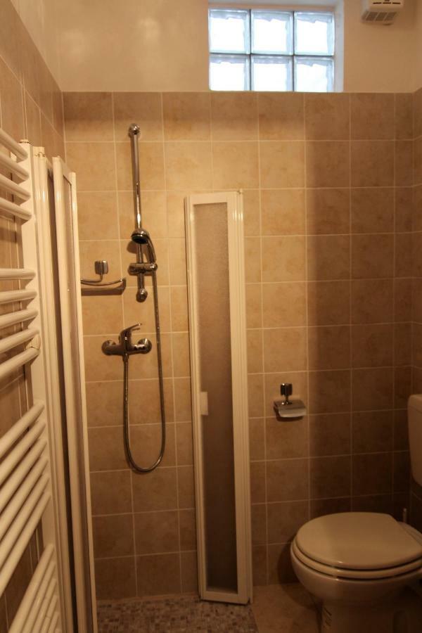 Apartamento Via Di Roma 4 Rávena Exterior foto